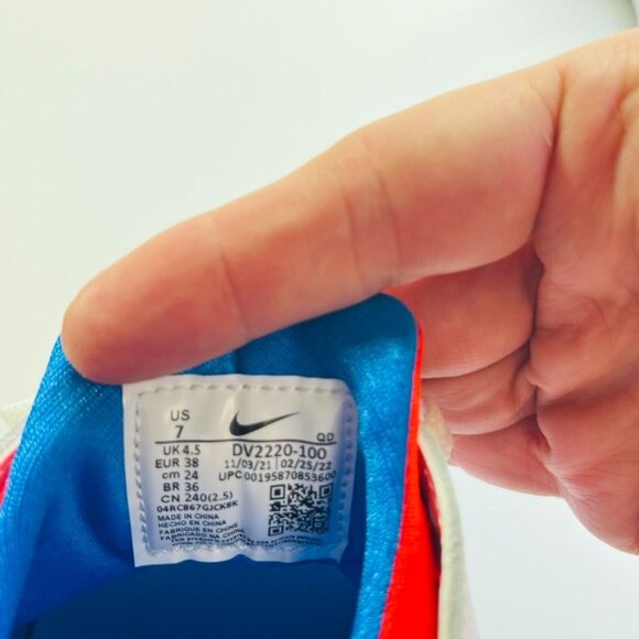 Nike Air Huarache Women's Running Shoes SIze 7 Red, Blue, White DV2220-100 - Picture 11 of 13